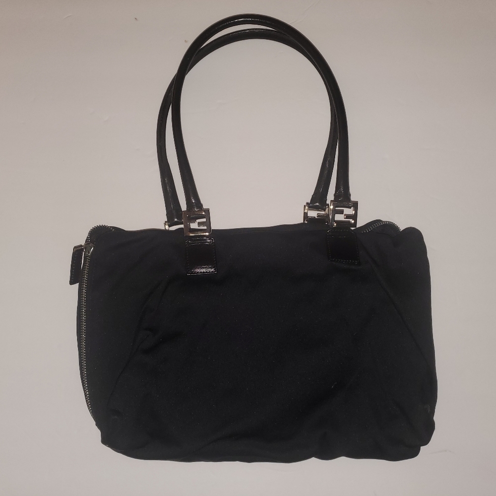 ❌SOLD❌ FENDI Small Black Shoulder Bag With Wide Zipper In EUC!